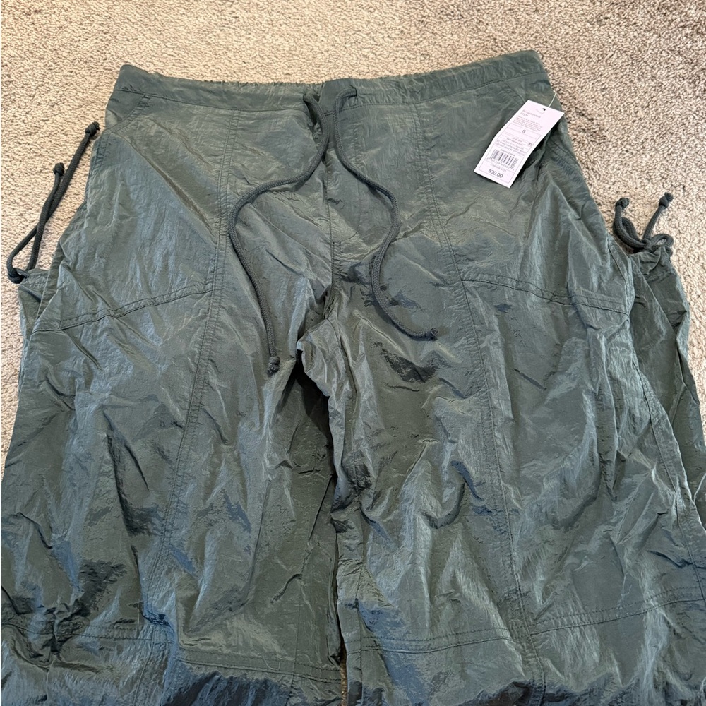 Wild Fable Women's Green Cargo Pants